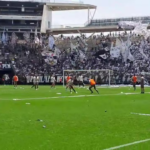 Corinthians fecha preparação para o clássico com festa da torcida